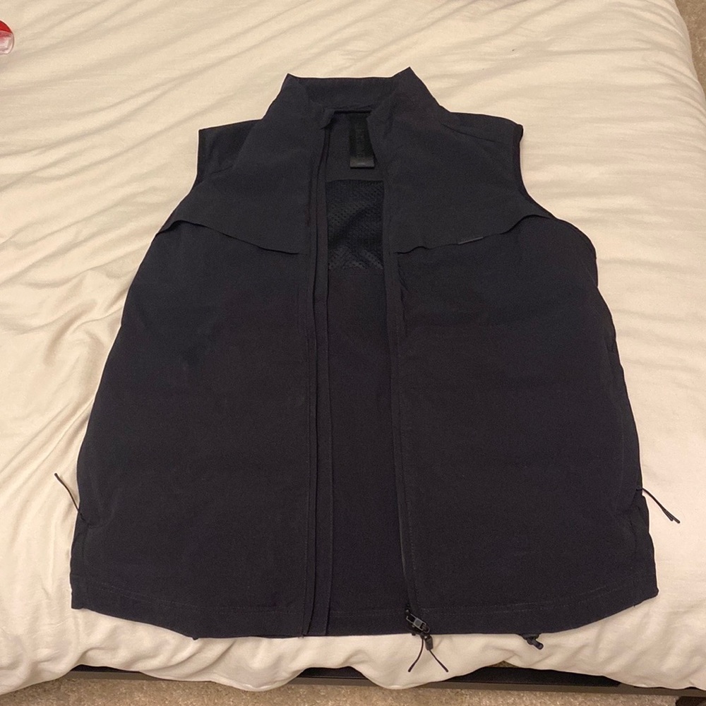 Represent Gillette filled vest.